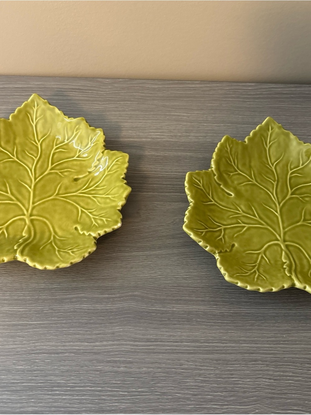 Two Olfaire Olive Green 7.5” Leaf Shaped Ceramic Plate Set